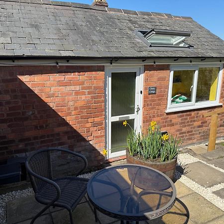 Cherry Cottage Retro Stay, Stourport 外观 照片