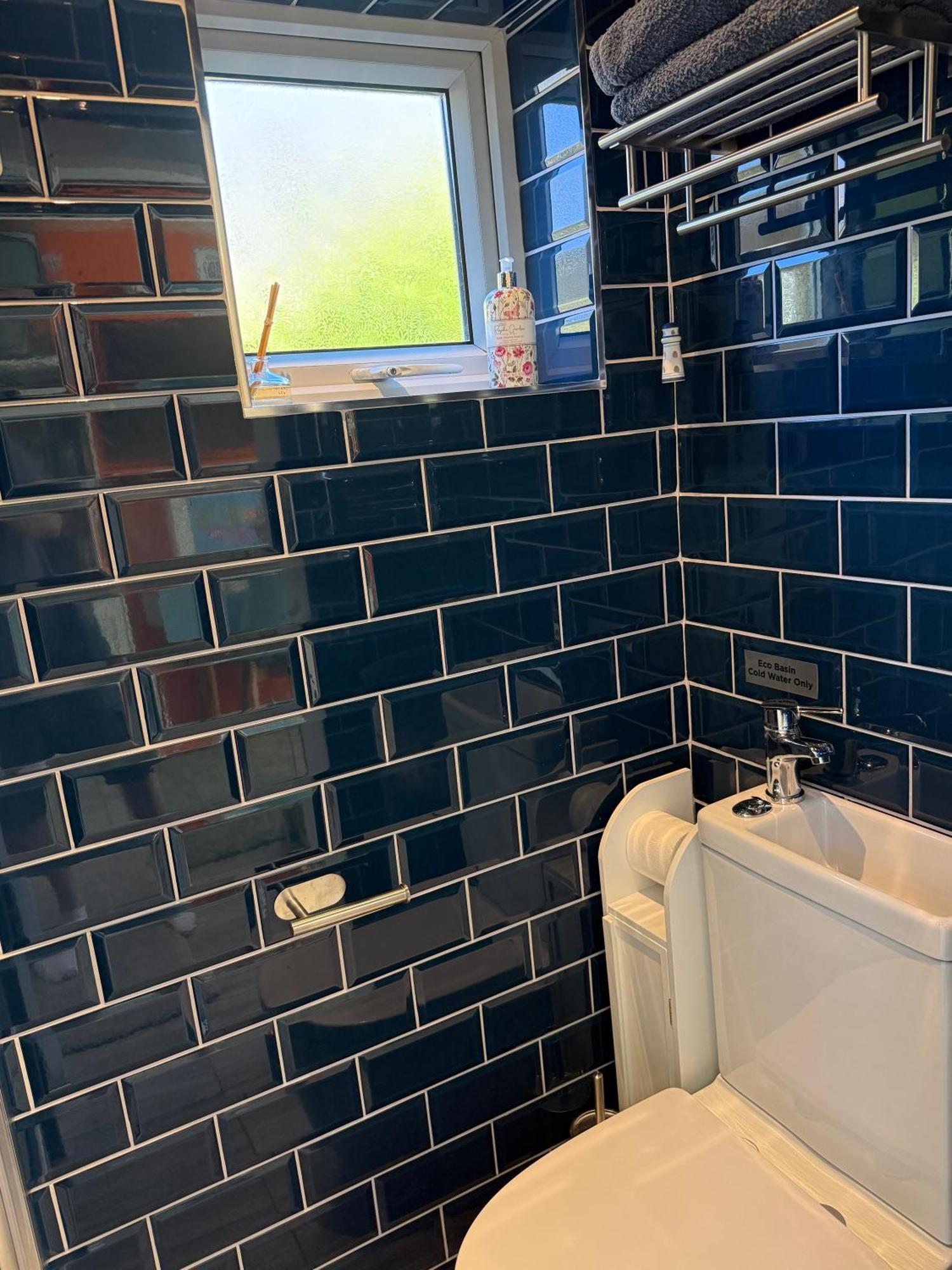 Cherry Cottage Retro Stay, Stourport 外观 照片